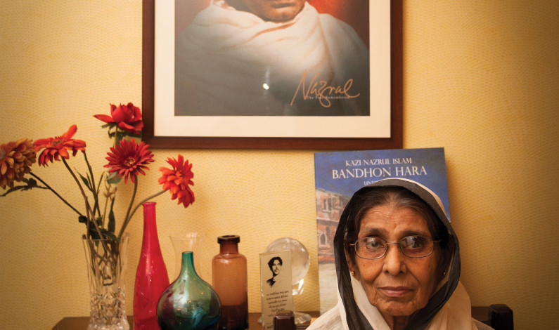 উমার কবি, উমার সব্যসাচী উমার কবি, উমার সব্যসাচী