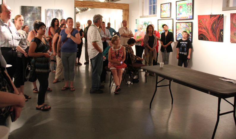 টরোন্টতে বিশ দিনব্যপী চিত্রপ্রদর্শনীর শুরু টরোন্টতে বিশ দিনব্যপী চিত্রপ্রদর্শনীর শুরু