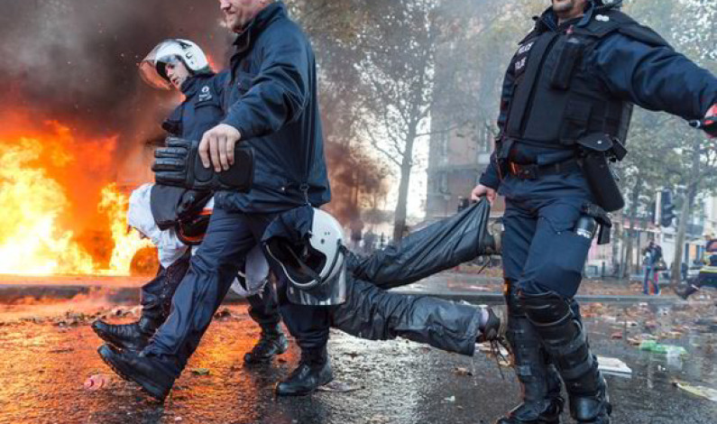 ব্রাসেলসে সন্ত্রাসী হামলার ঘটনায় আটক ৬ ব্রাসেলসে সন্ত্রাসী হামলার ঘটনায় আটক ৬