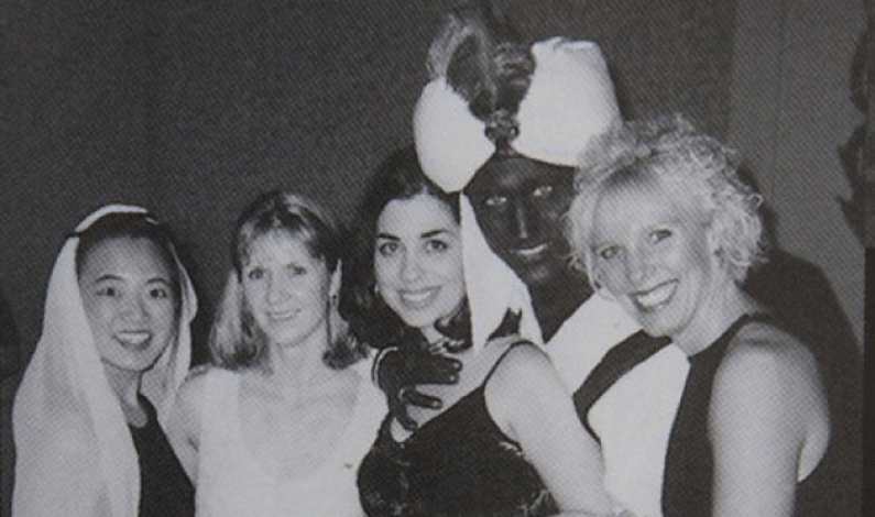 ট্রুডোর বর্ণবাদী আচরণের ছবি ফাঁস ট্রুডোর বর্ণবাদী আচরণের ছবি ফাঁস