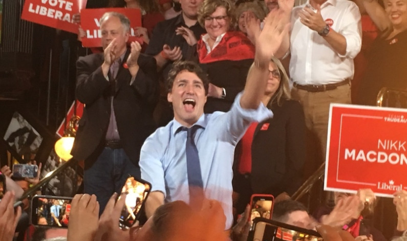 জাস্টিন ট্রুডোর নেতৃত্বে আবারও বিজয়ী হল লিবারেল পার্টি জাস্টিন ট্রুডোর নেতৃত্বে আবারও বিজয়ী হল লিবারেল পার্টি